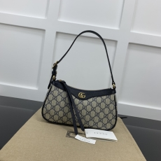 Gucci Hobo Bags